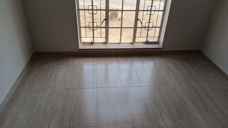 To Let 3 Bedroom Property for Rent in Aston Bay Eastern Cape